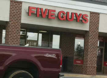 Five Guys, Bear